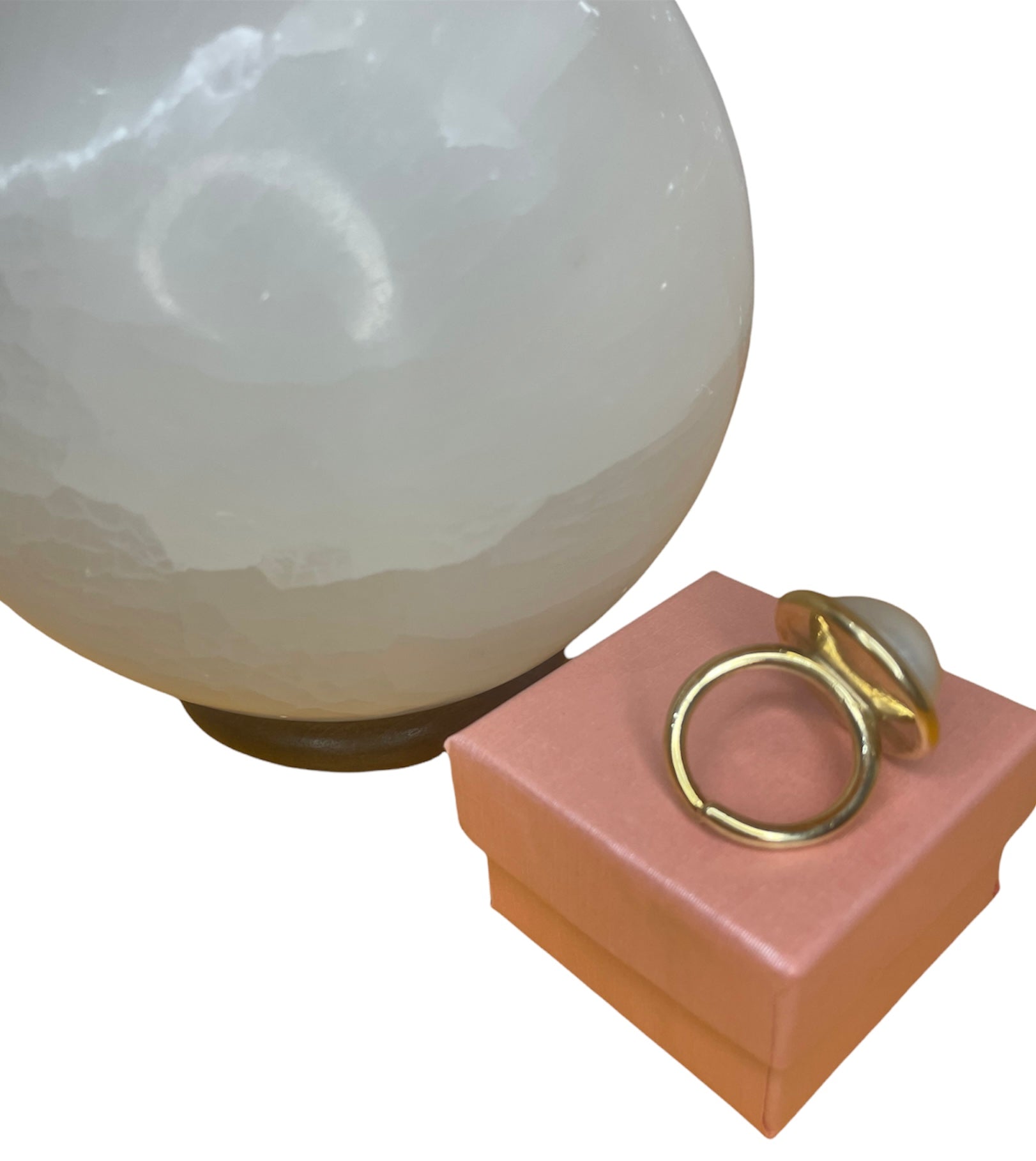 Anello regolabile in ottone con pietra dura centrale cabochon