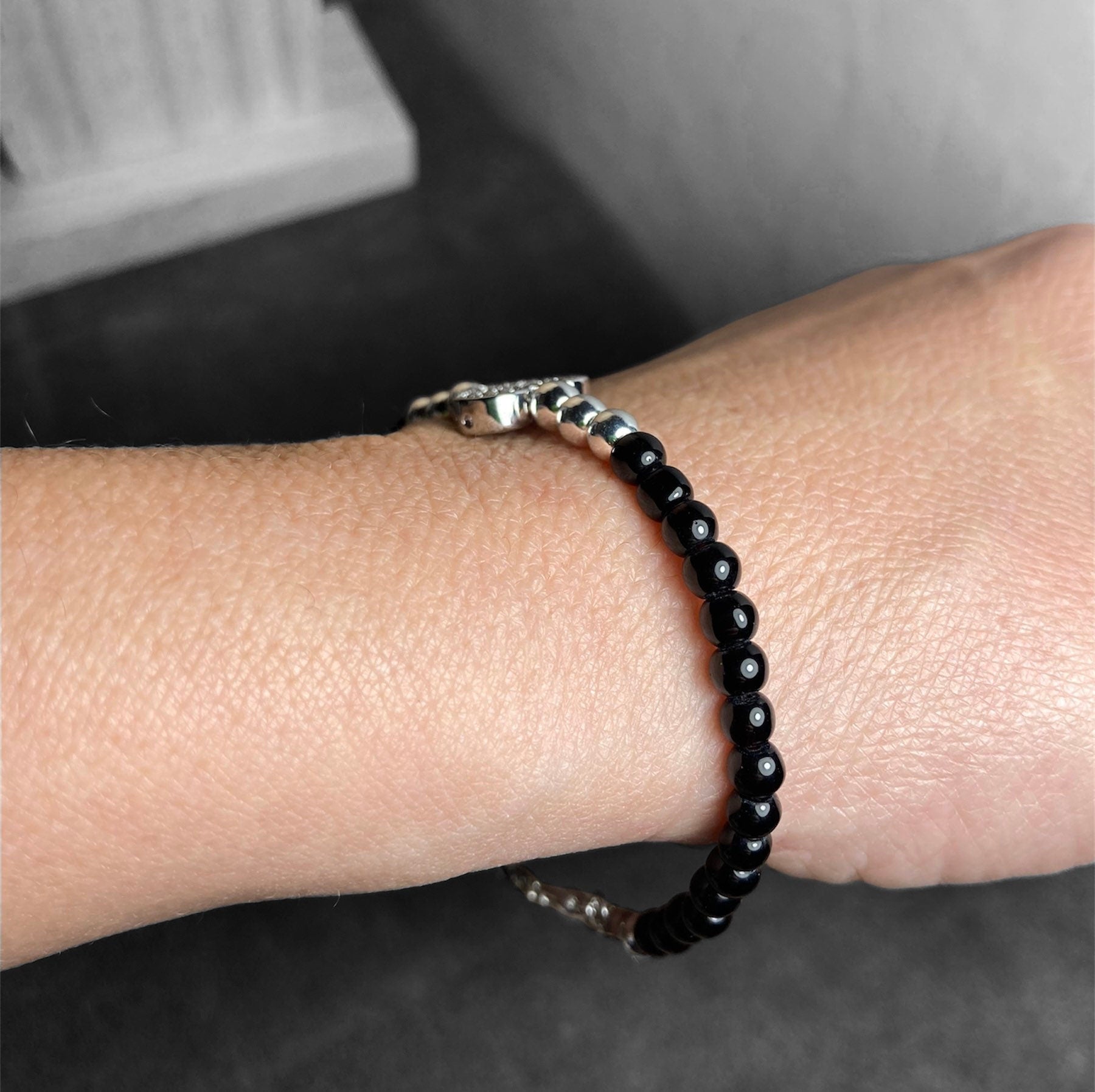 7 Bracciali Perline Cowgirl Impilabili - Con Ciondoli Cappello E Stivali, Stile Y2K, Regalo Per Amiche (Nero)